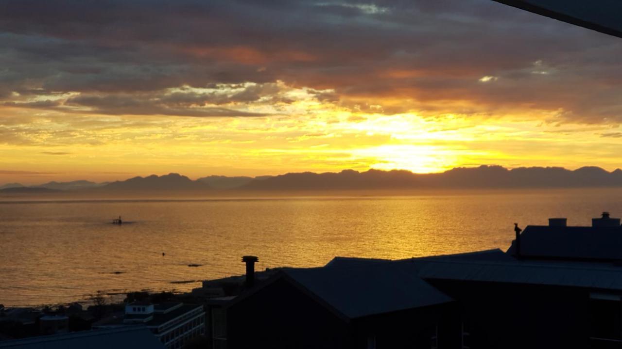 Papillon Guest Suite Simon's Town Exterior photo