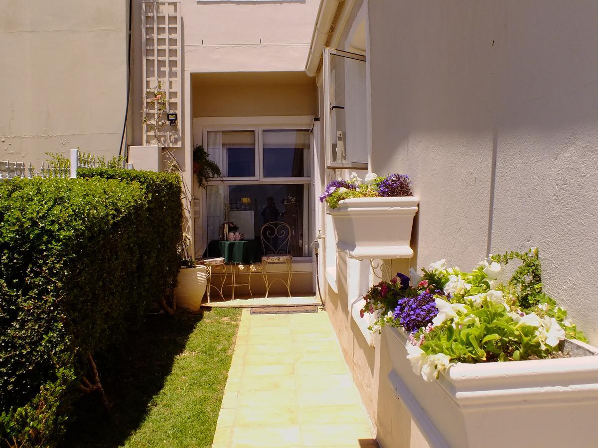 Papillon Guest Suite Simon's Town Exterior photo